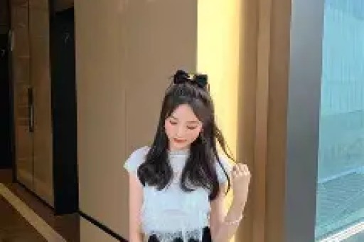 不到24小时娱乐圈又出三大八卦顶流小花、男星带女儿见情人